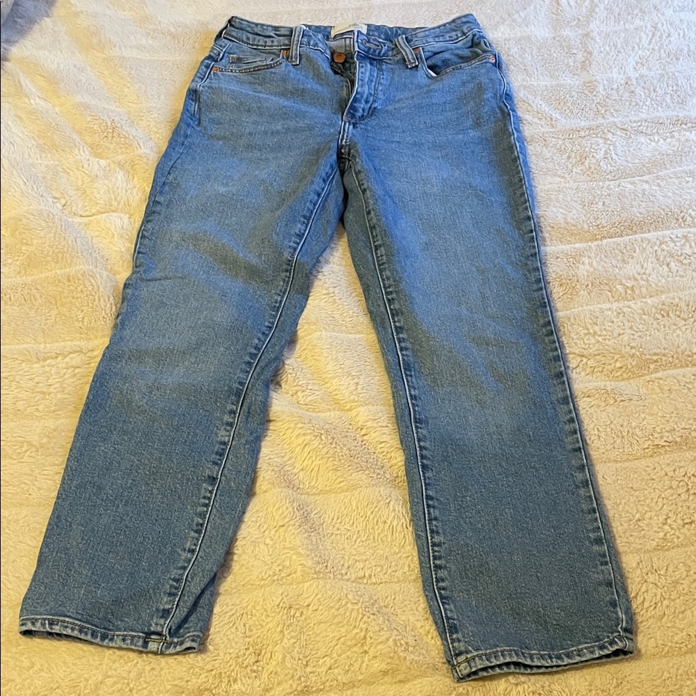 Universal Thread Women’s Straight Blue Jeans